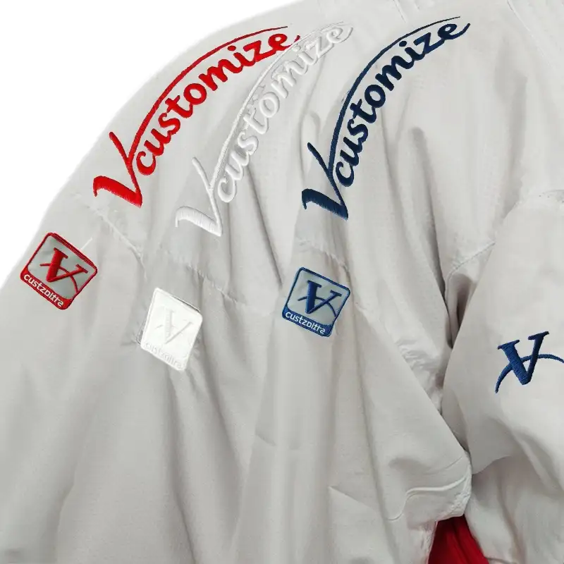 ZeroGravity REV-X Kumite-karate-asu, jota ei voi kääntää